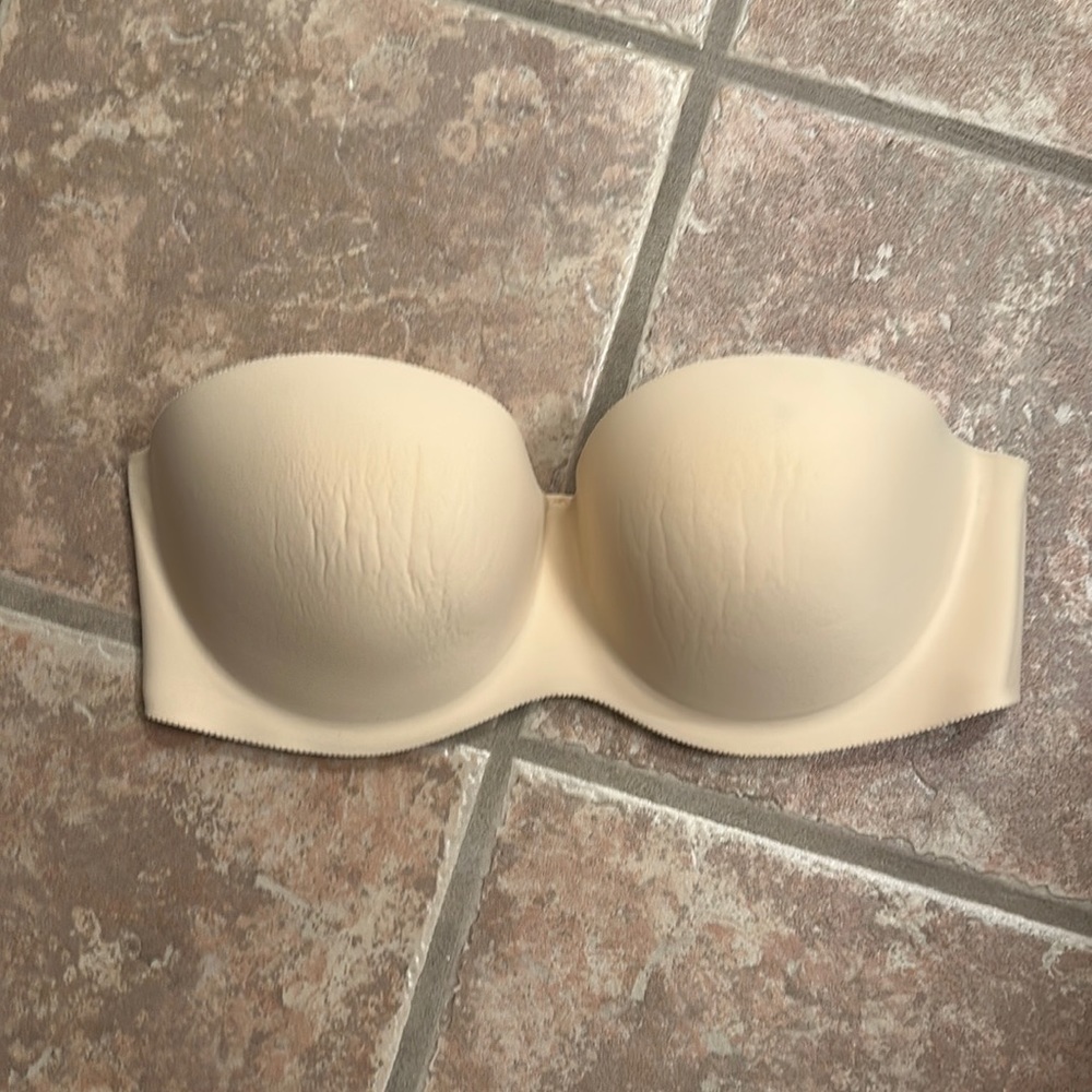 Nude Strapless Bra 38c